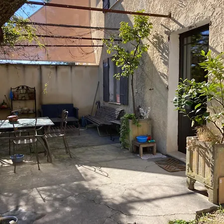 Nyaraló L'oasis Les Angles (Gard)